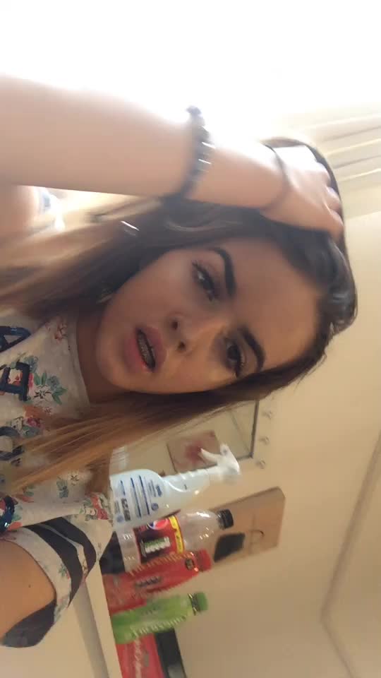 @Bethany Simpson x
