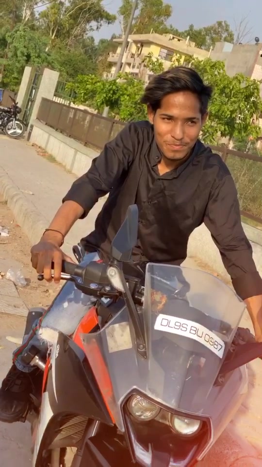 @Akarshann