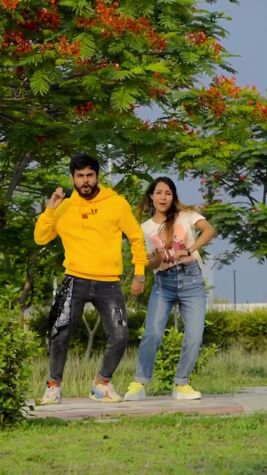 @dance_xi_vishal