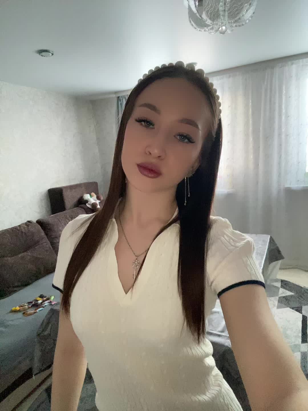 @𝐧𝐚𝐝𝐢𝐬
