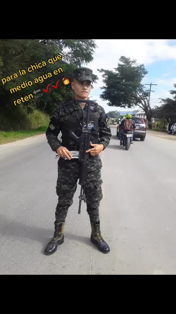@CASTROAXEL👀 Hojts 👮♂️
