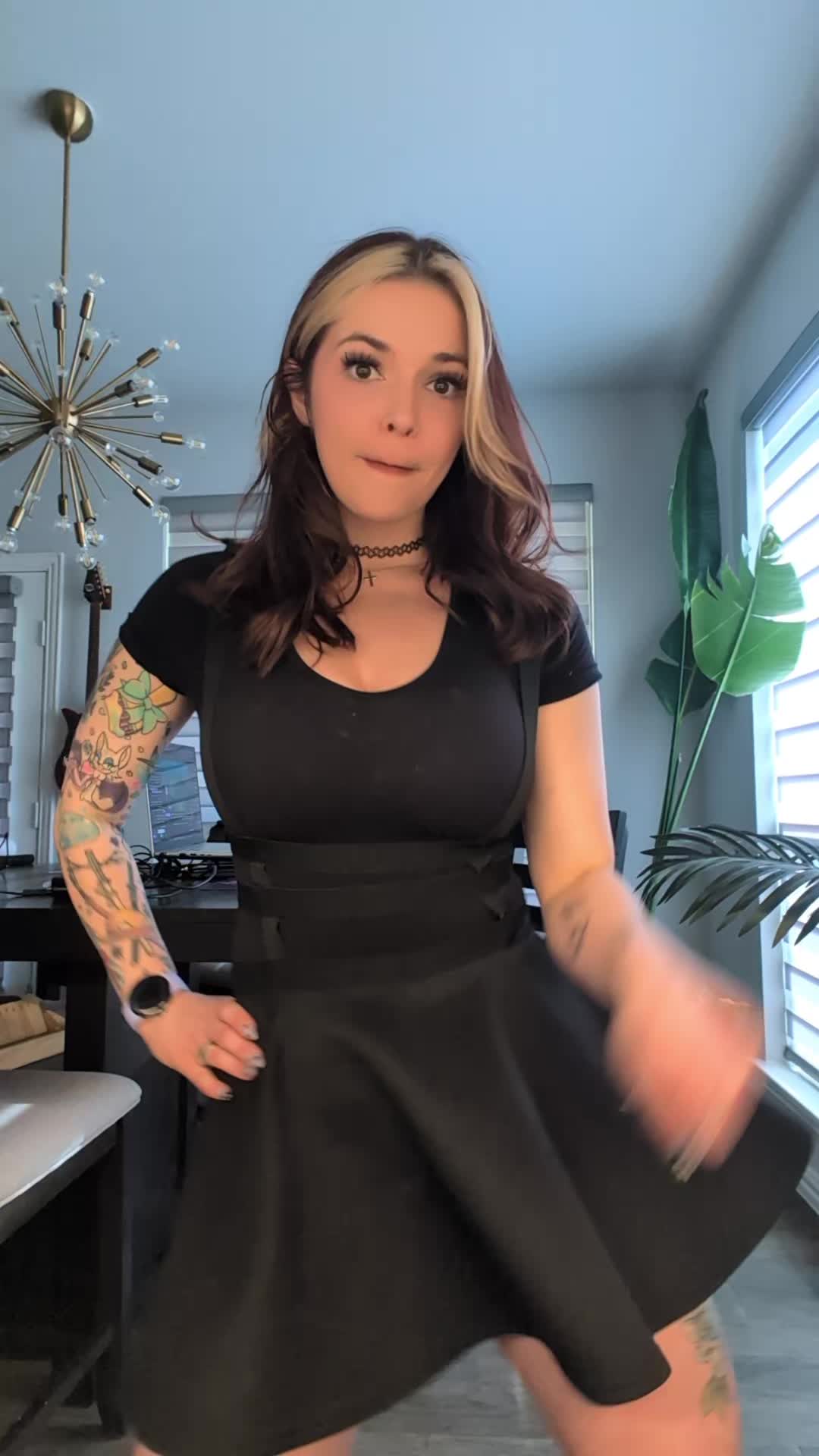 @BibbidiBobiBoo | Streamer