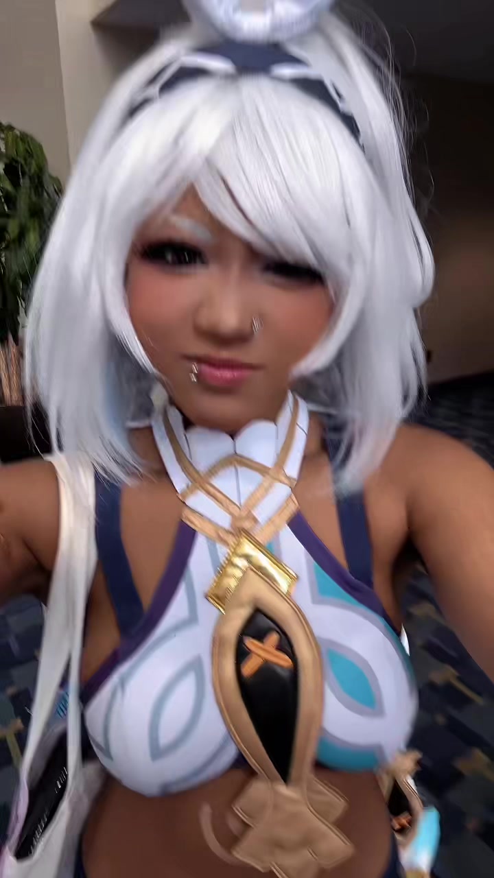 @kiana‼︎ `⎚⩊⎚&acute; -✧