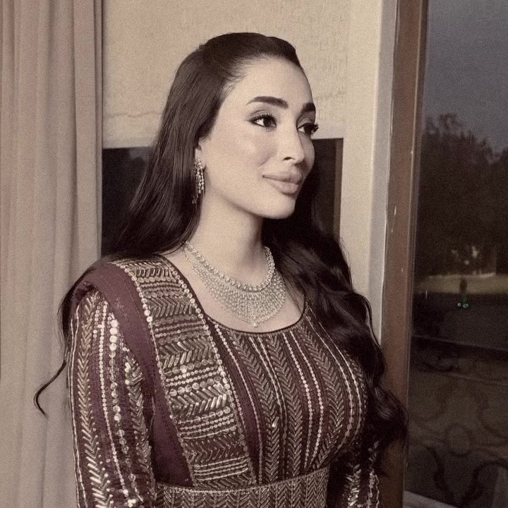 @Junaid ✨