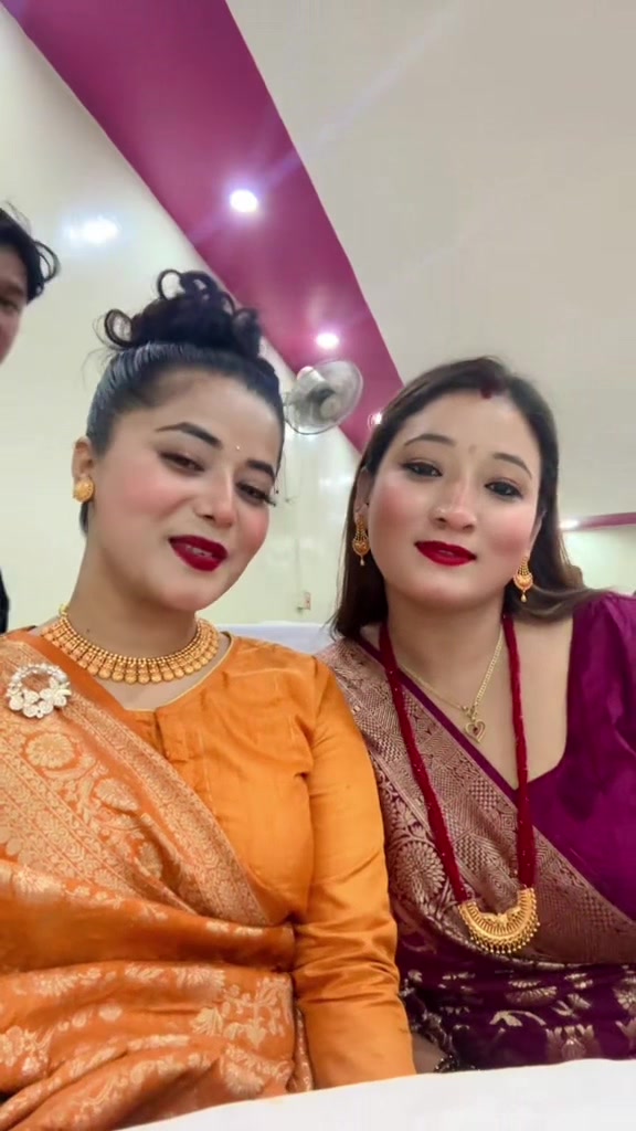 @Madhuu❤️