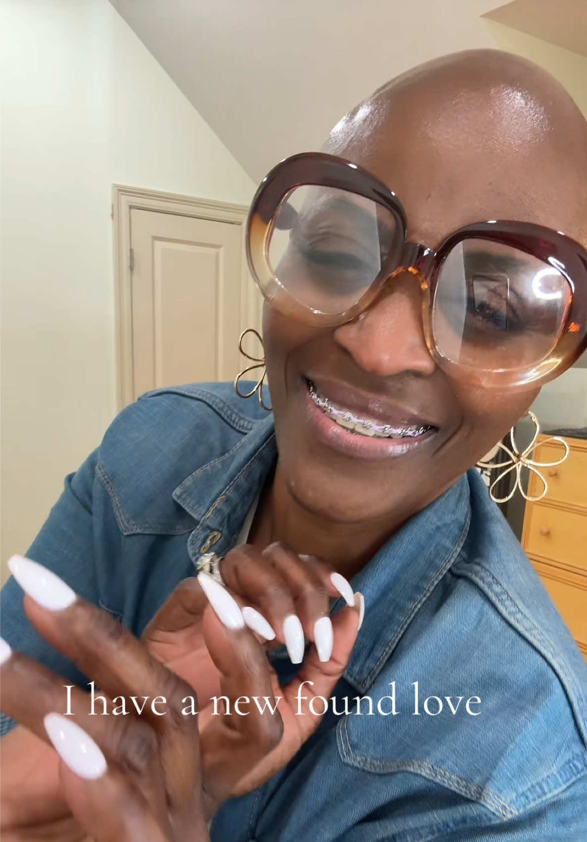 @El~Monique