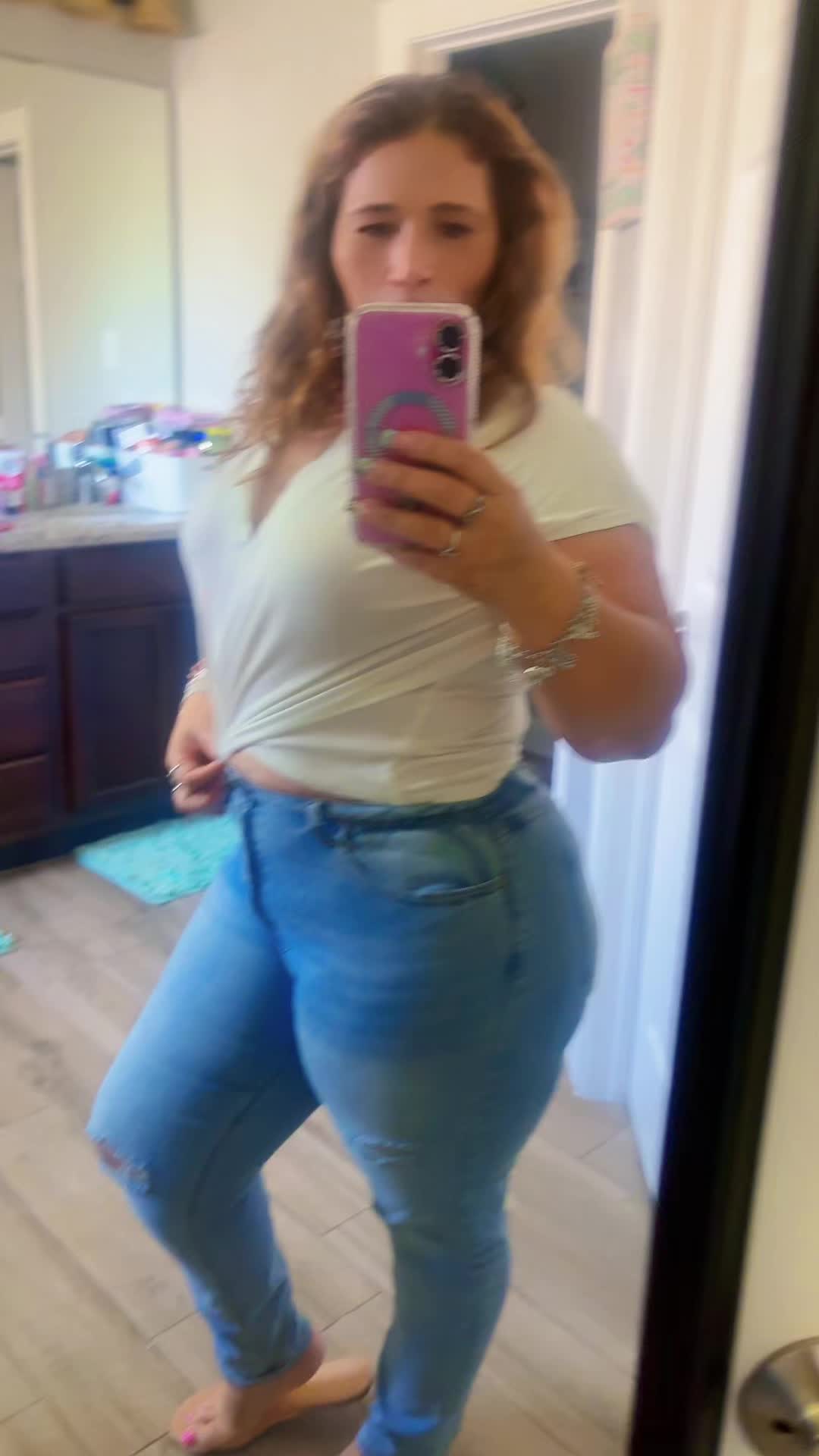 @Iliana
