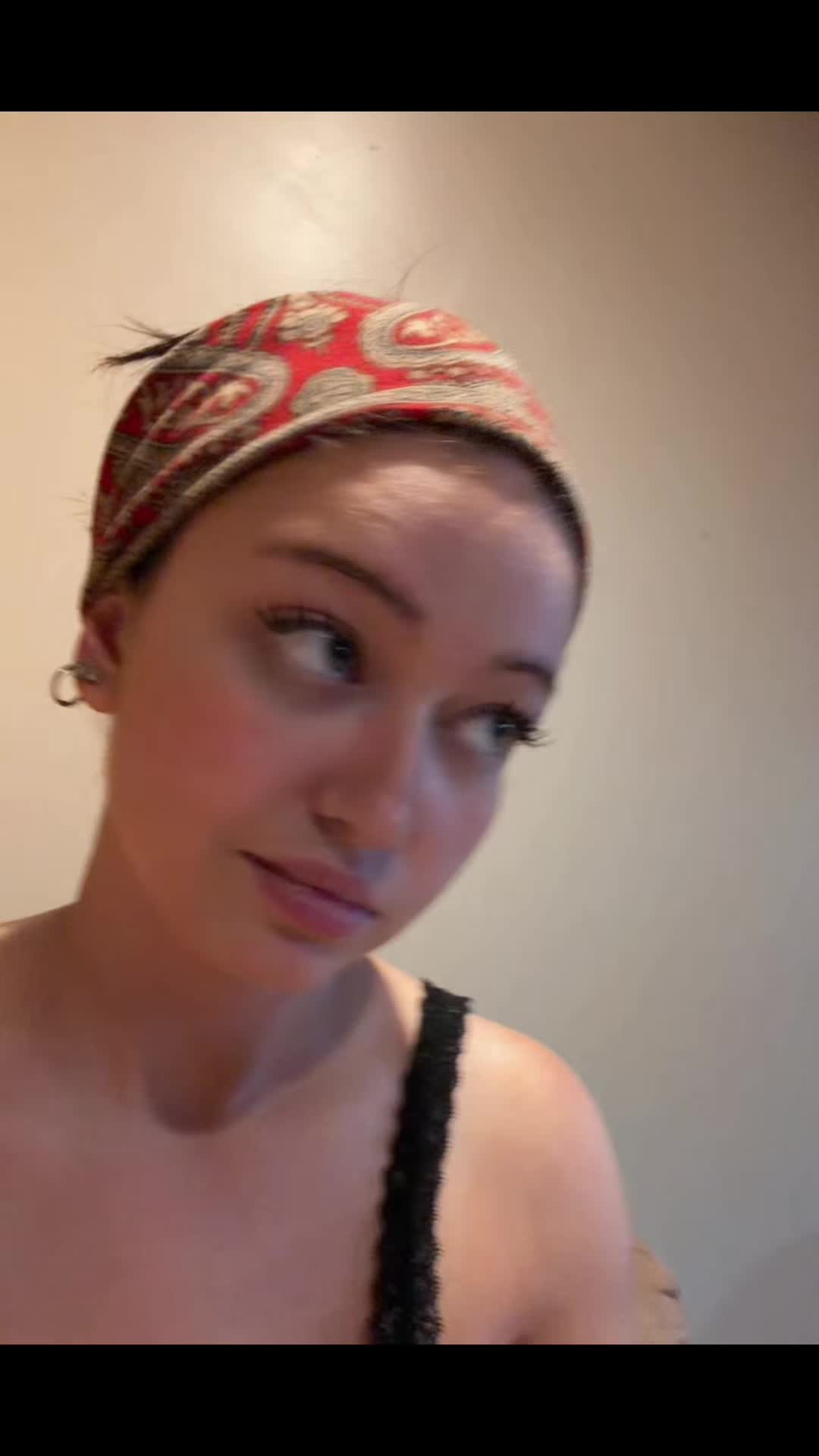 @Dela🌸🖤