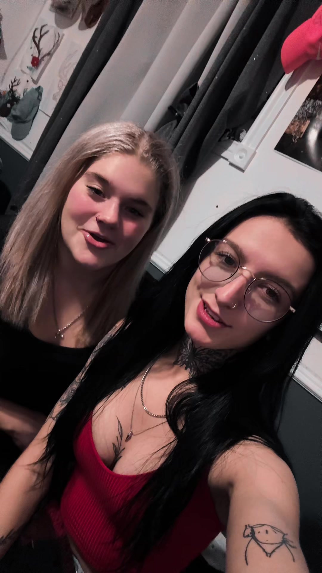 @Miss_Levesque_04