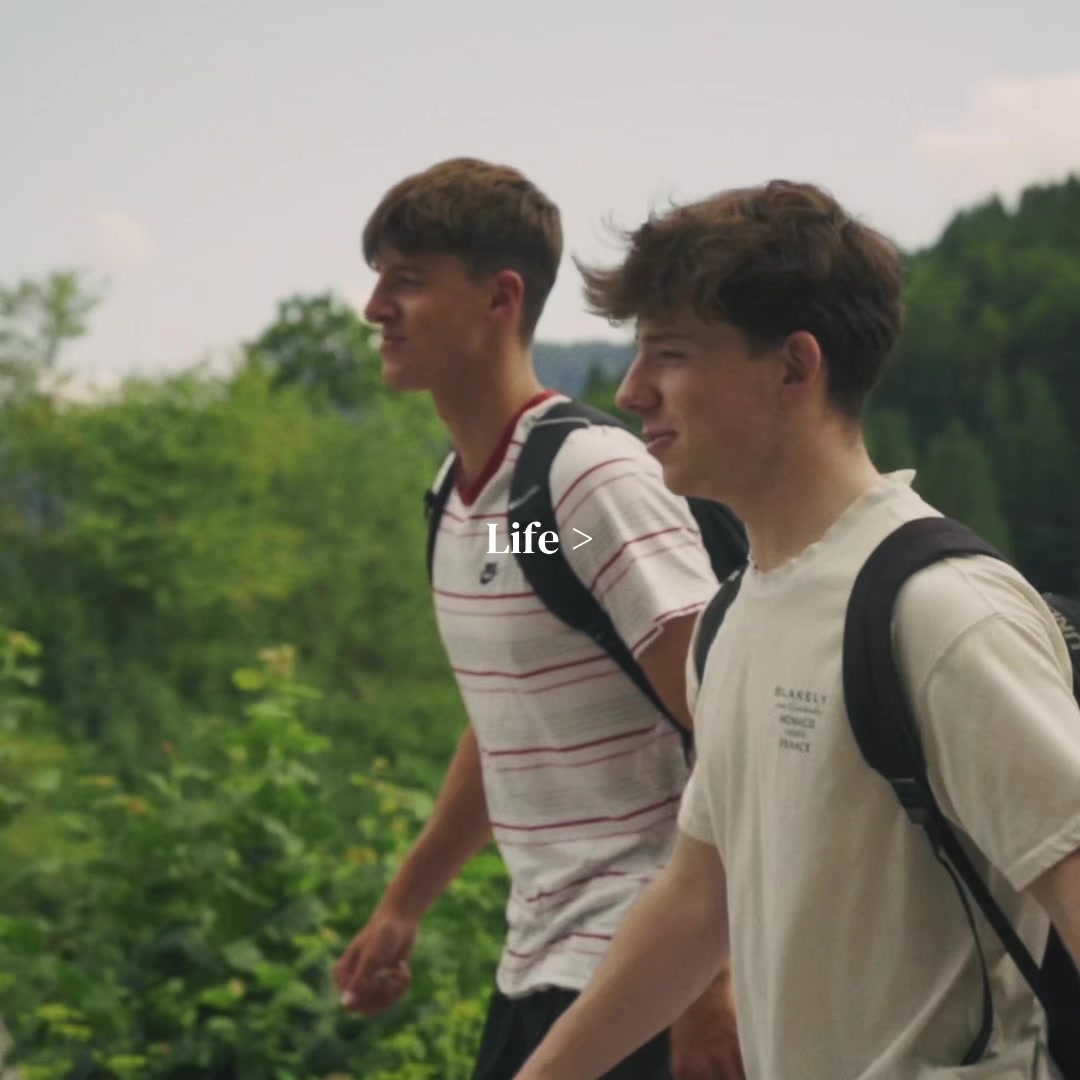 @Southtrail | Travel Young