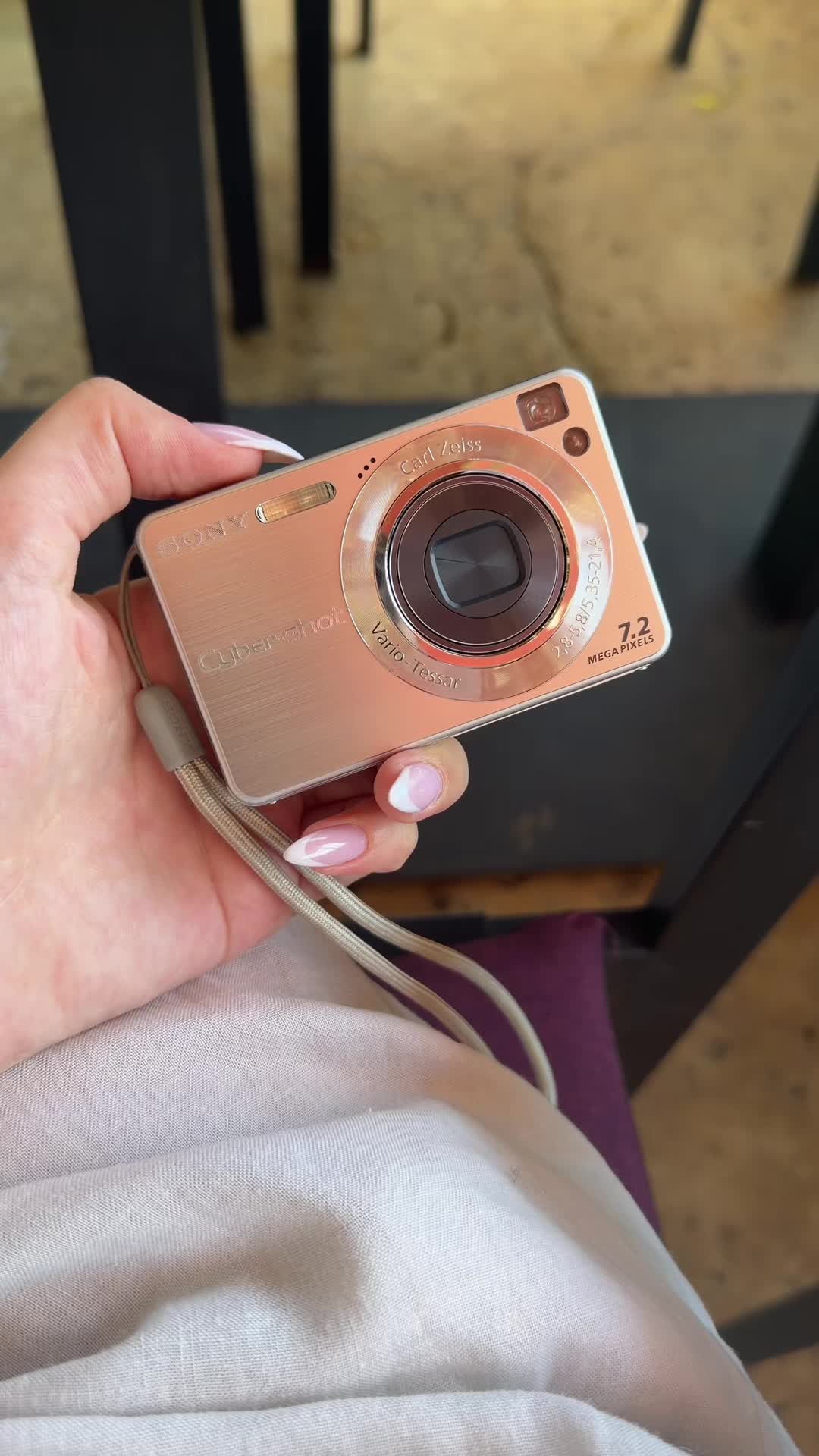 @retro.camerashop
