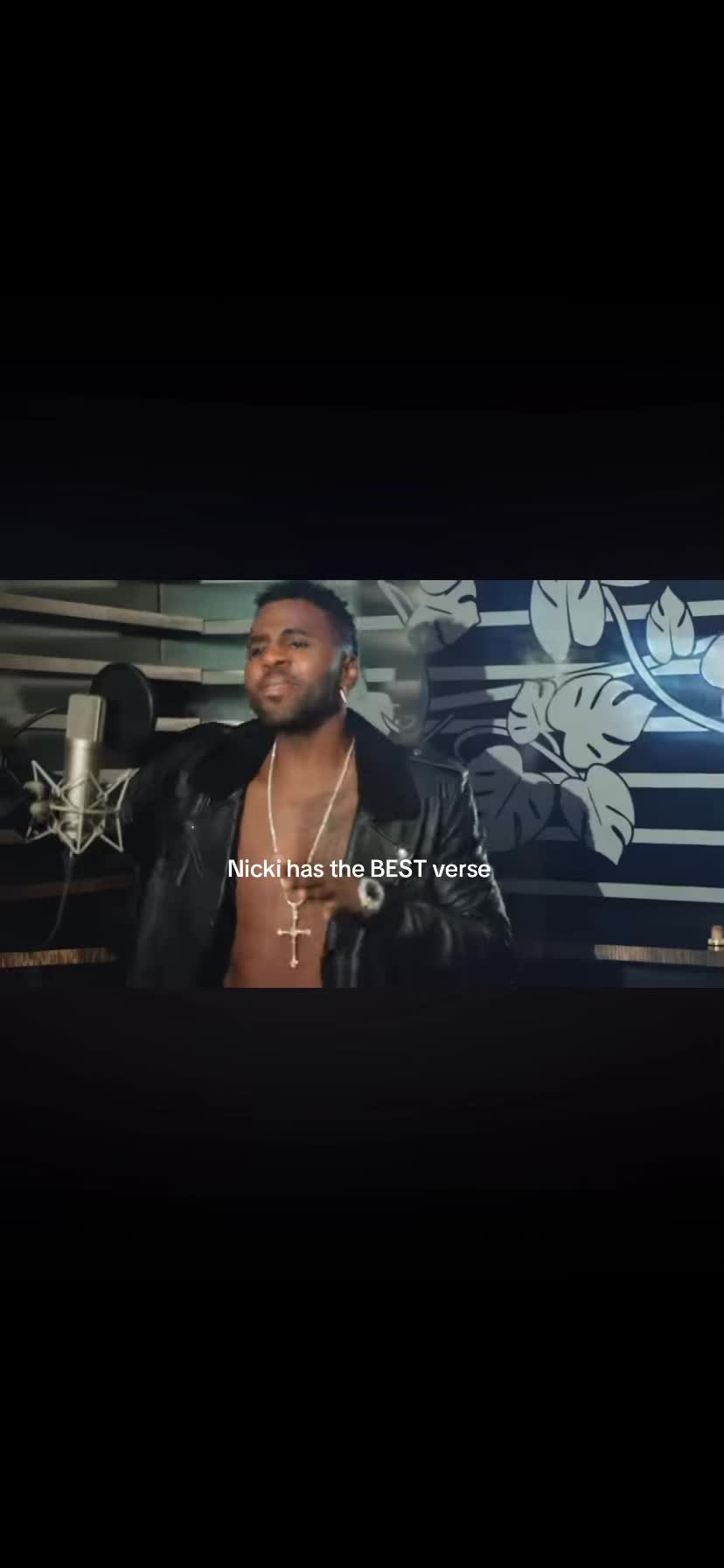 @nickibarbzmaraj