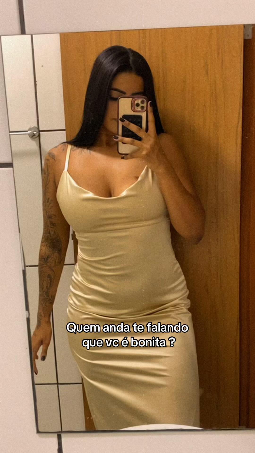 @Lara Cristiny