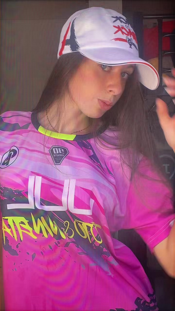 @𝐸𝓃𝑜𝓁𝒶_𝒶𝑔𝓍🌺