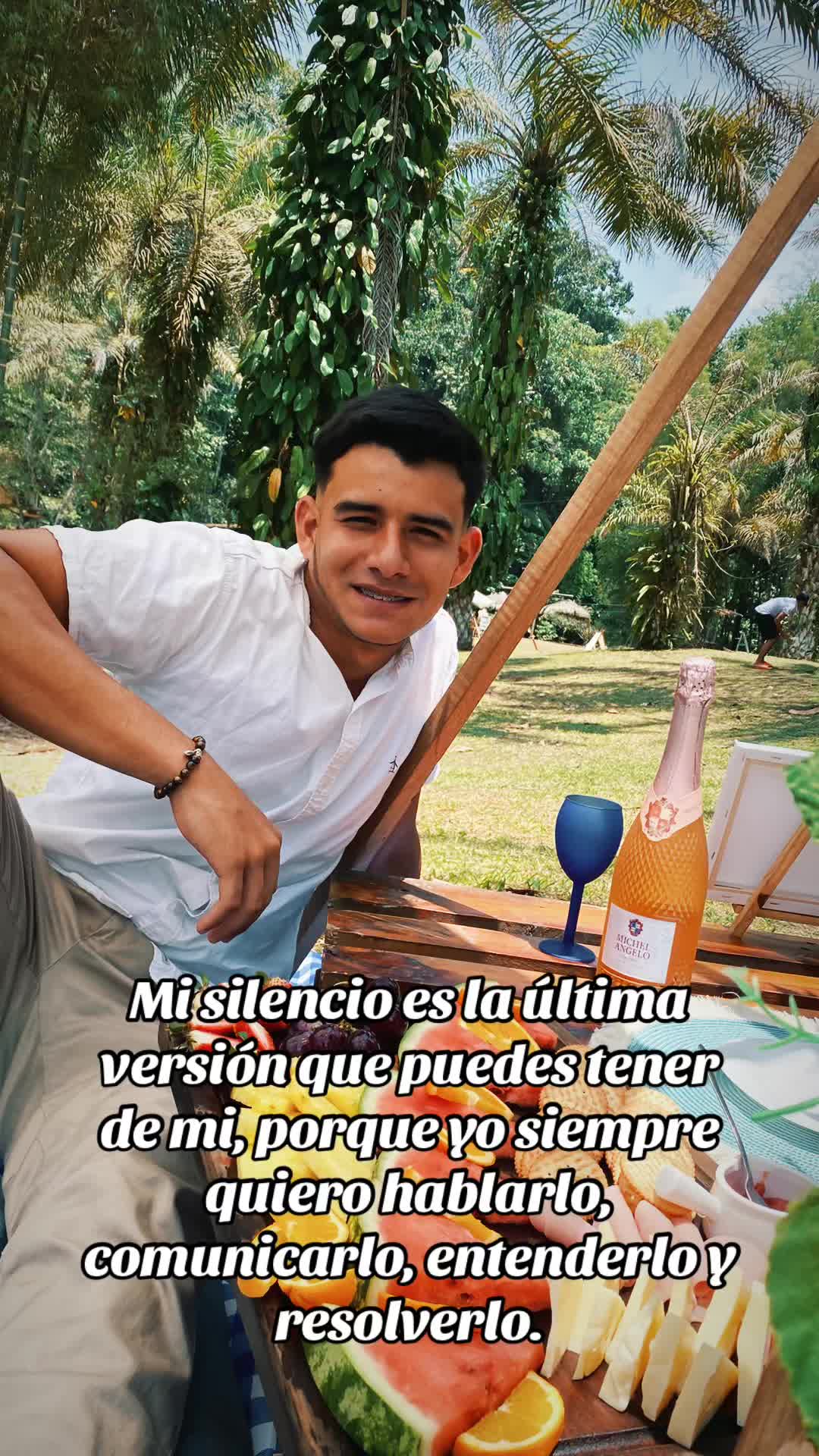 @IaamSa&uacute;l<3