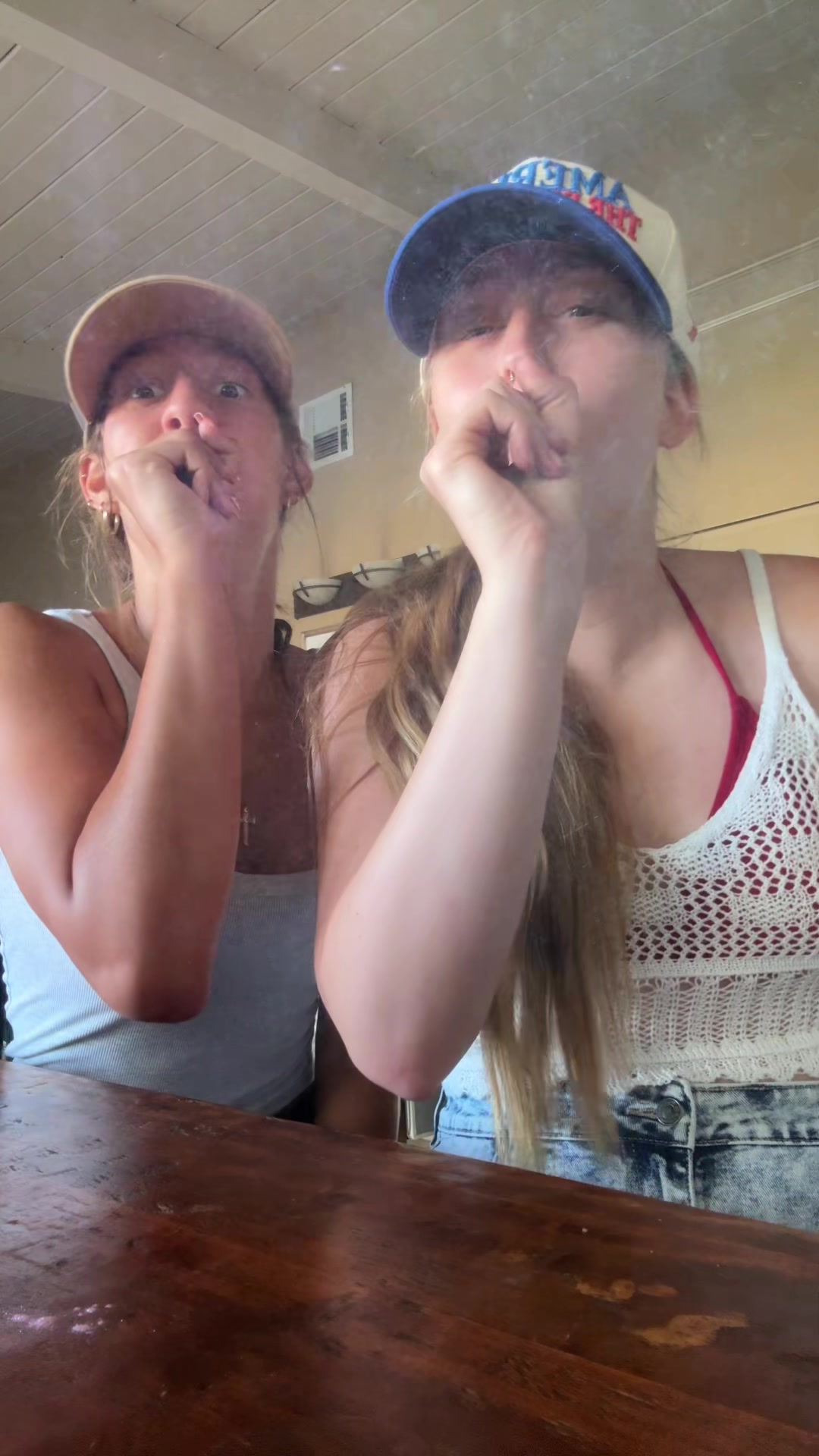 @Haileyyy