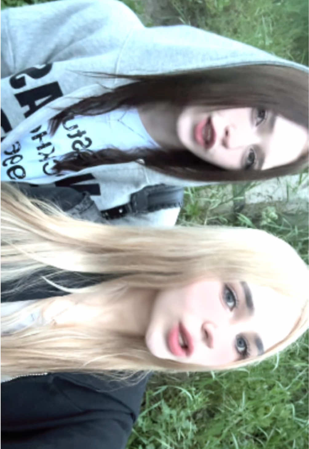 @бледная
