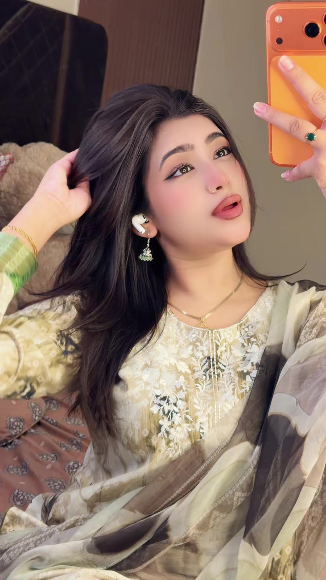 @Malaika naz 👸🏻