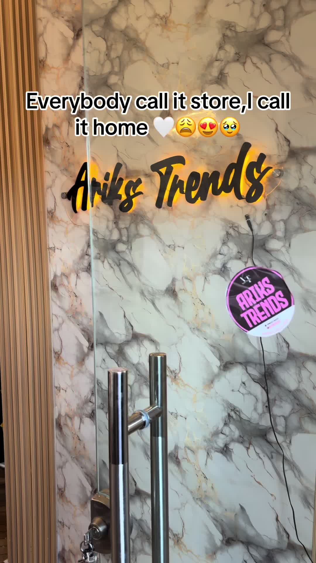 @ARIKS TRENDS