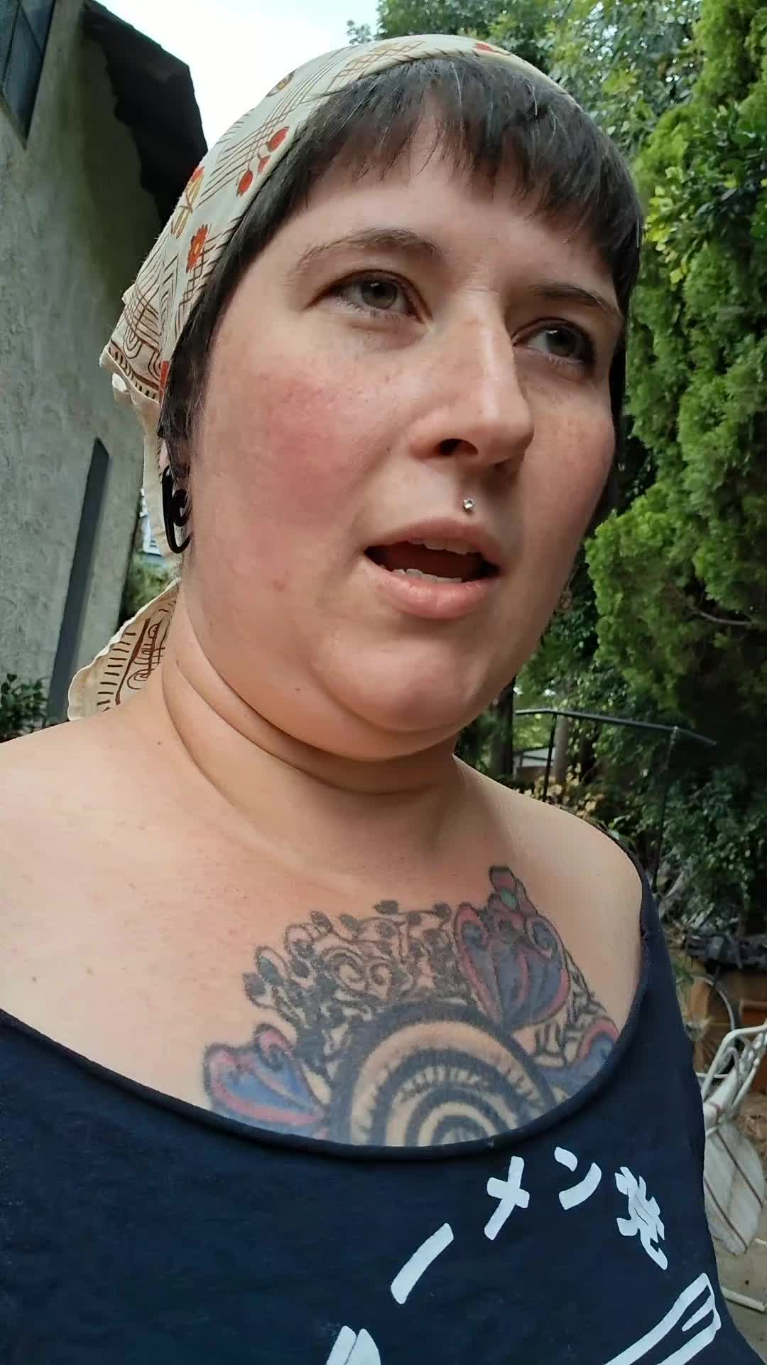@AuntieFester