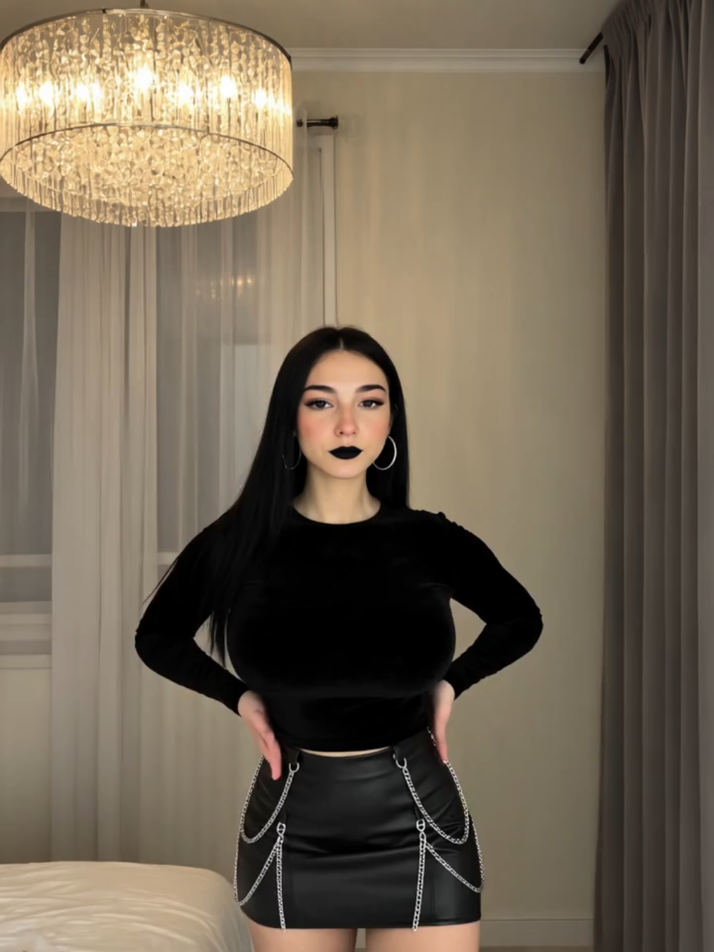 @thegothlil