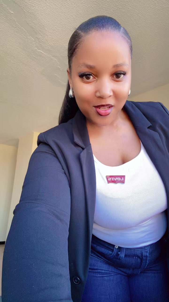 @Ntombizenkcubeko🌸