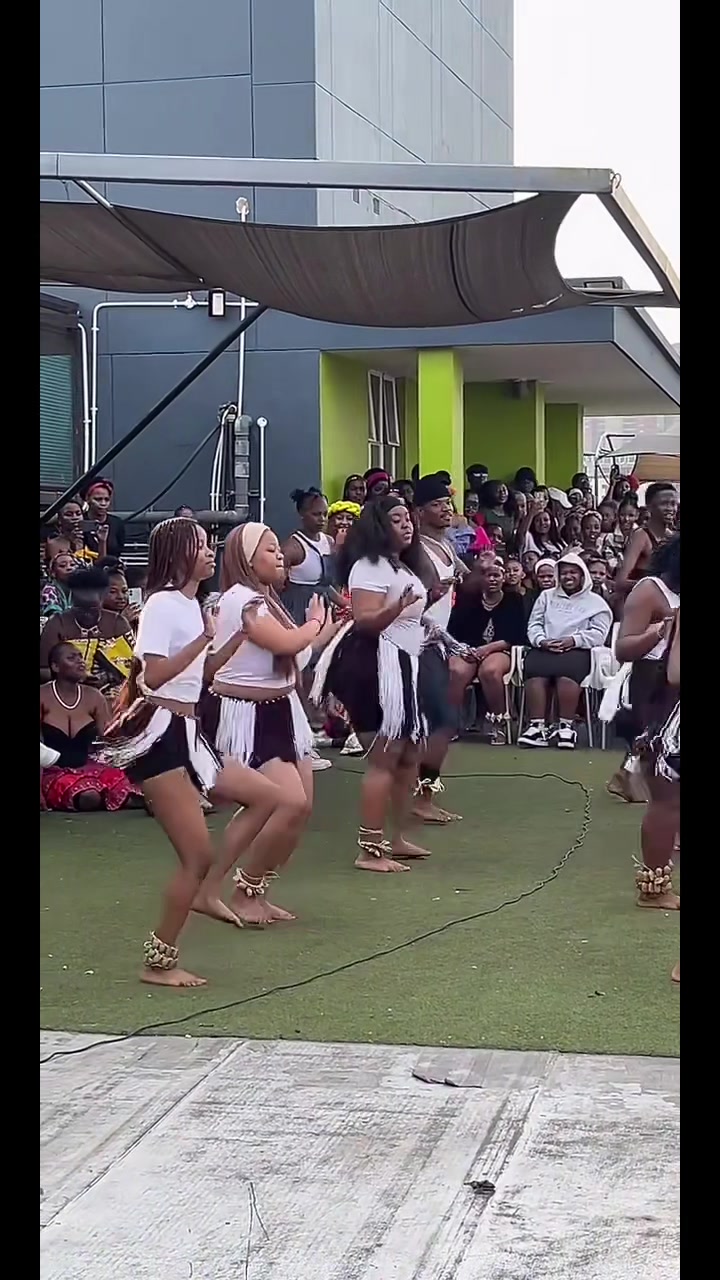 @nomthandazo_makhubu
