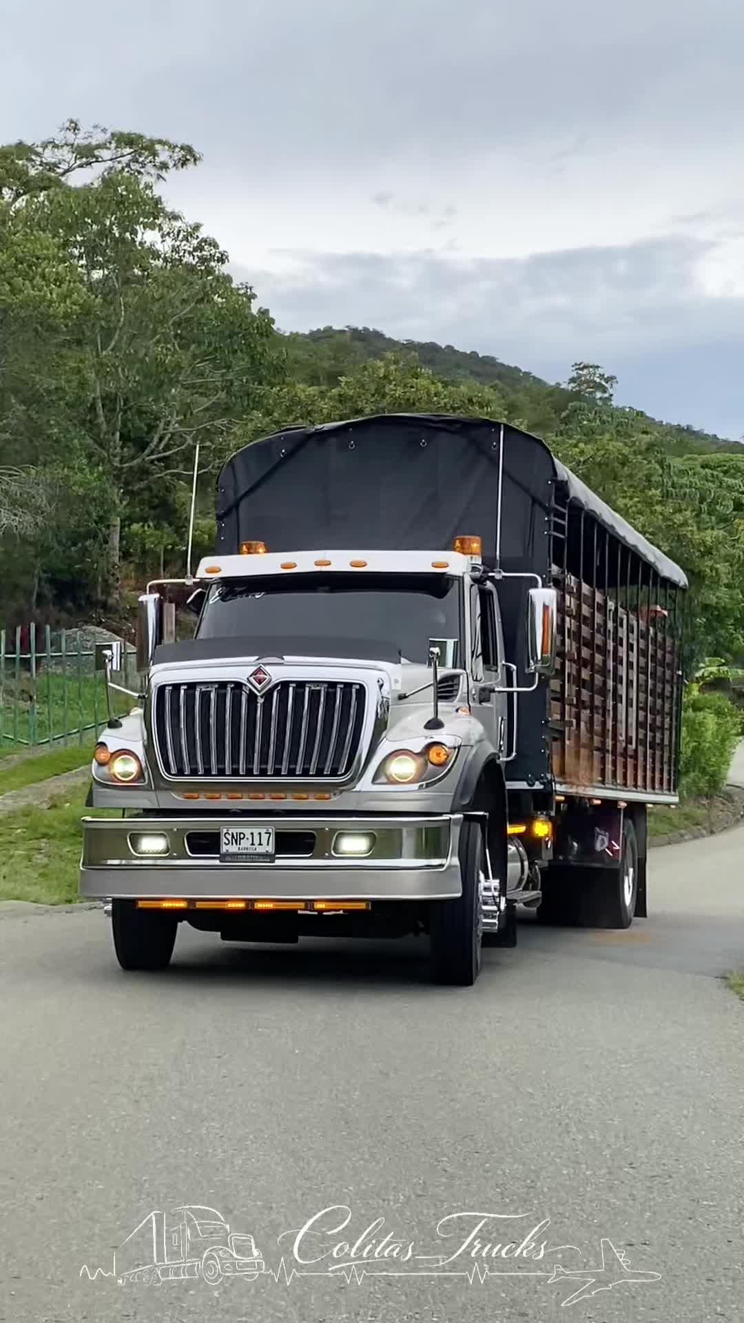 @๐๐colitas_truckss๐๐