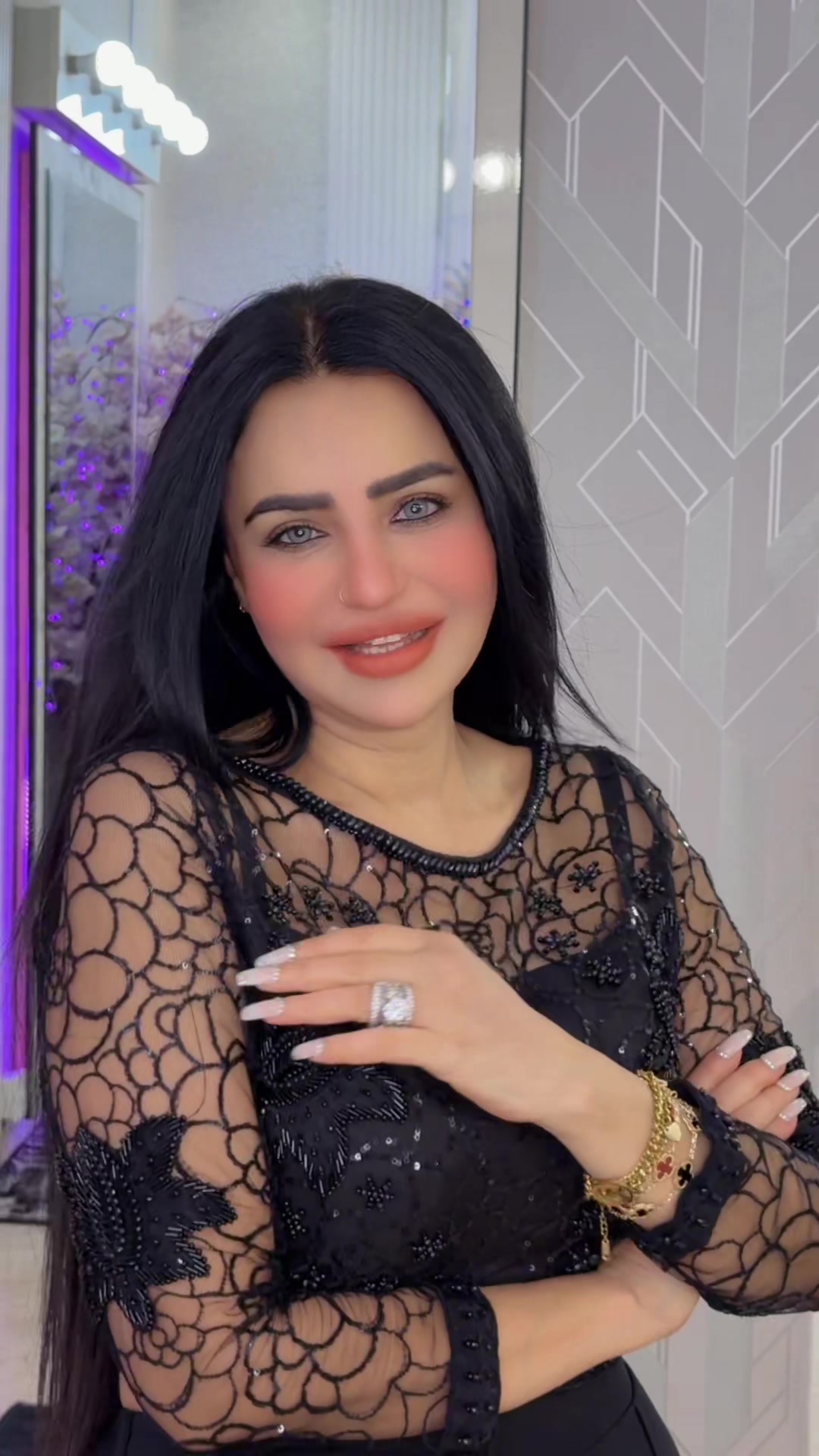 @Dolly