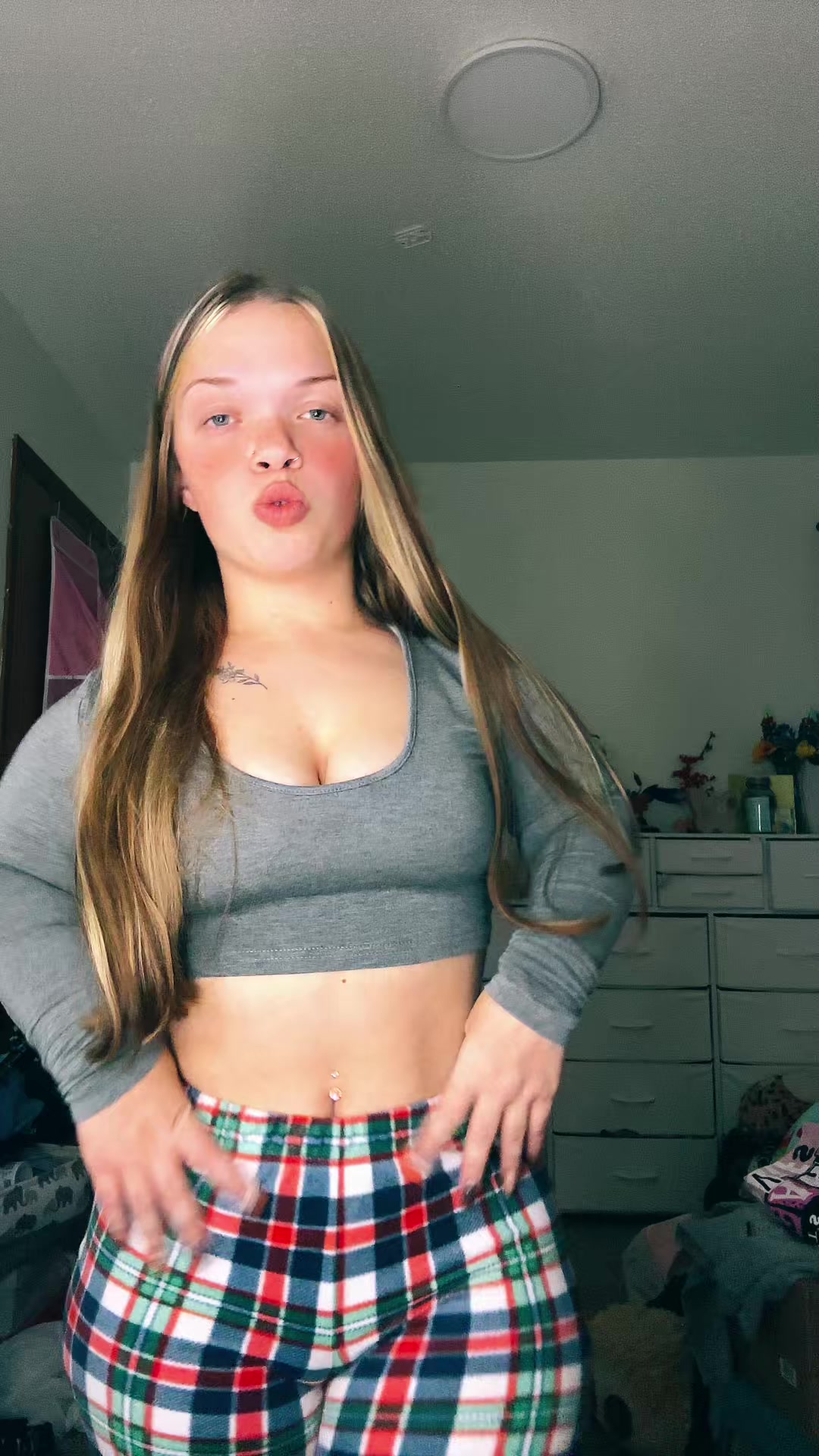 @💋