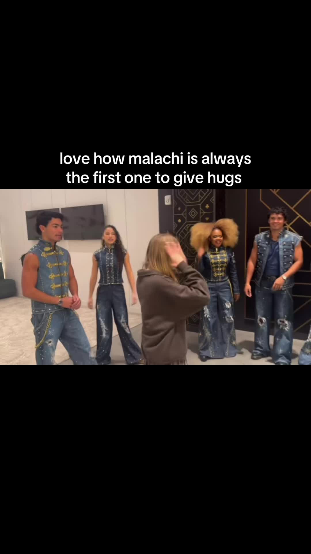 @users.idks