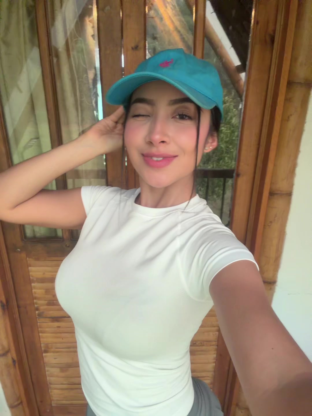 @valecadena23
