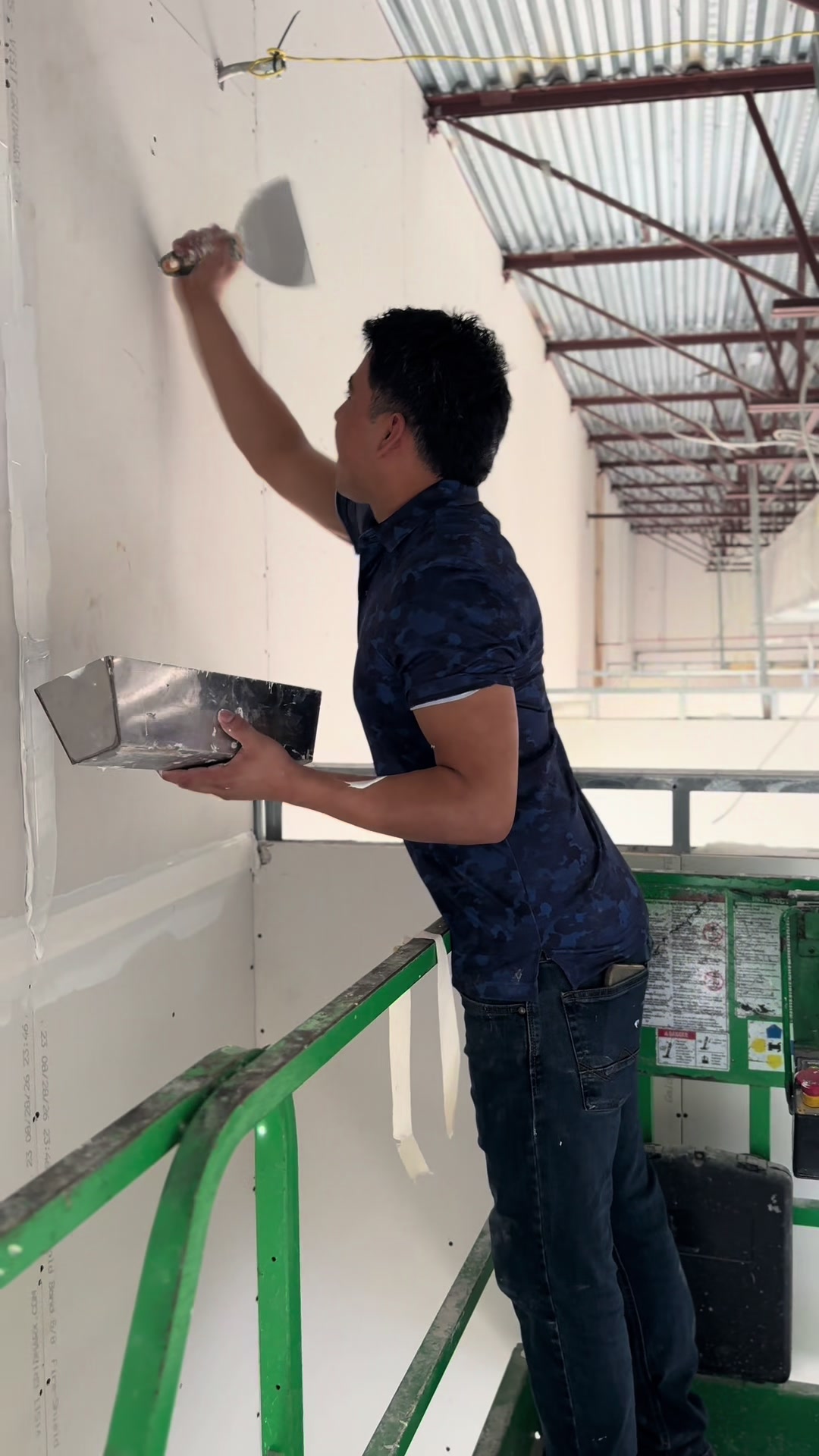 @Drywall_hanger