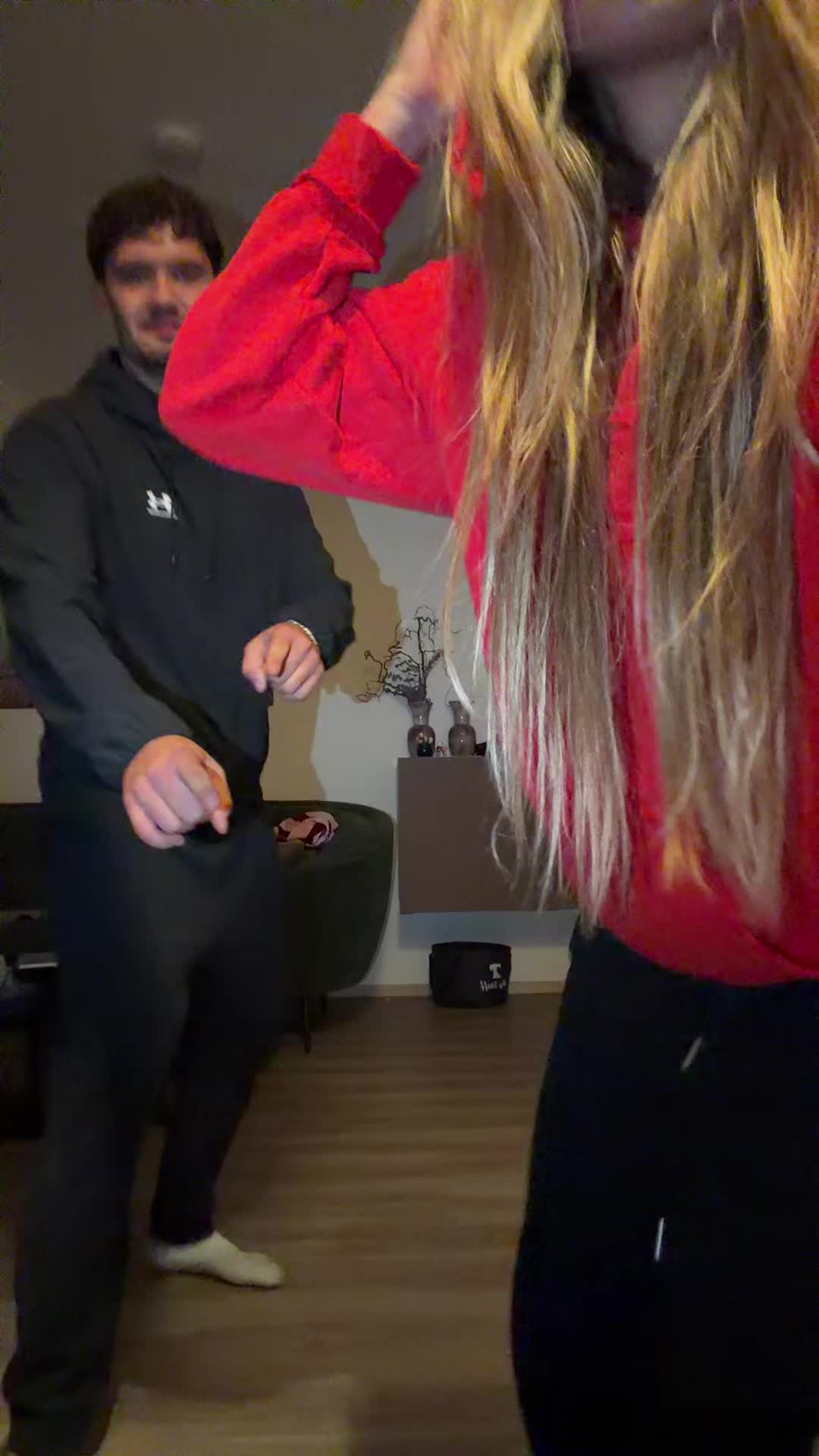 @yaezminn