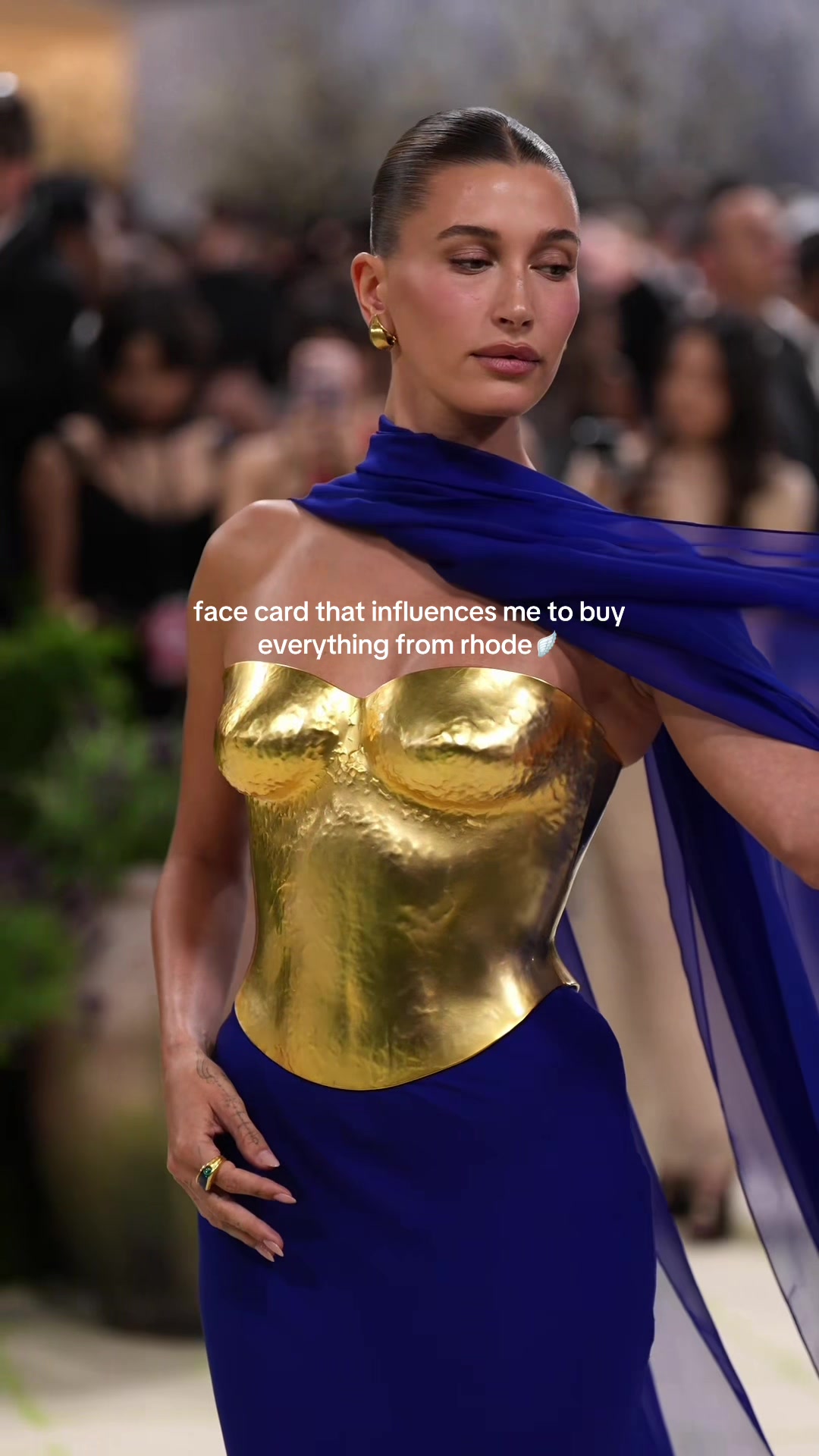 @✶