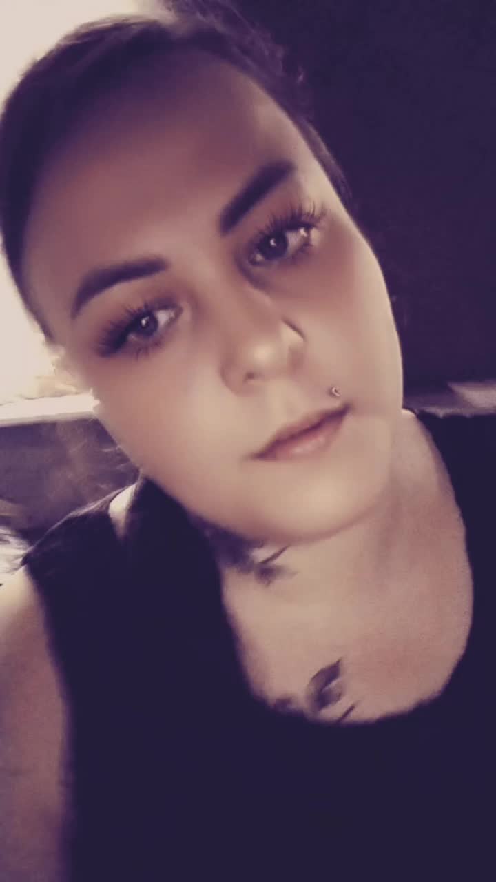 @𝖒𝖆ł𝖆_𝖈𝖟𝖆𝖗𝖓𝖆𝟏𝟖𝟎𝟑