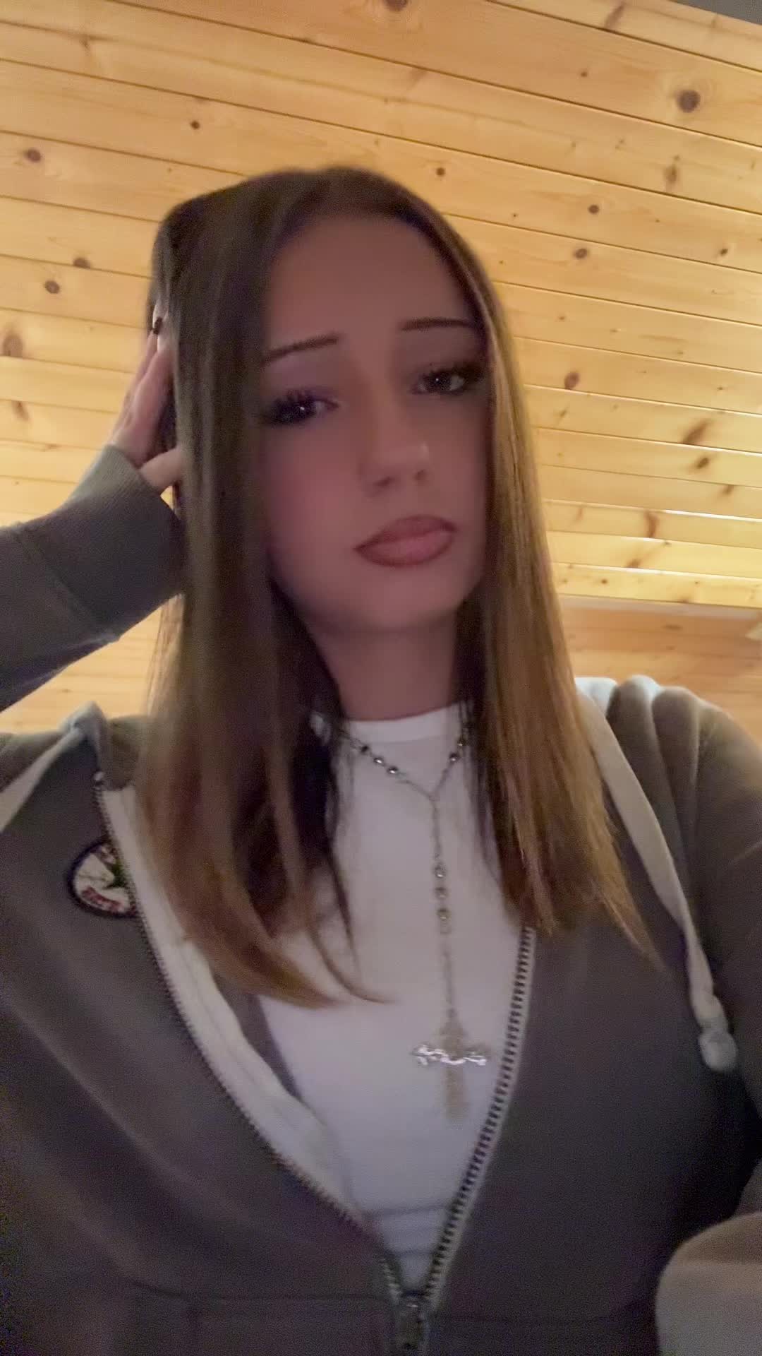 @agisia✨