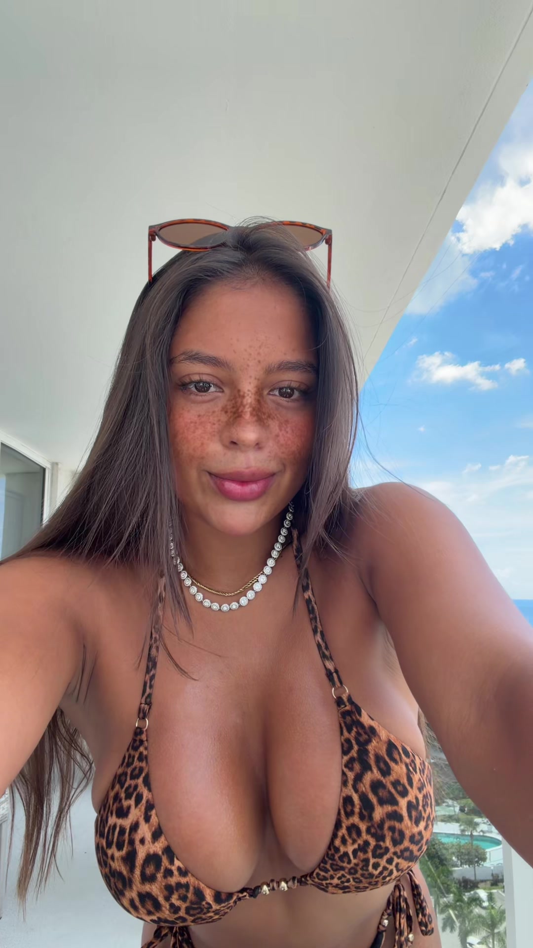 @Melodybareiro
