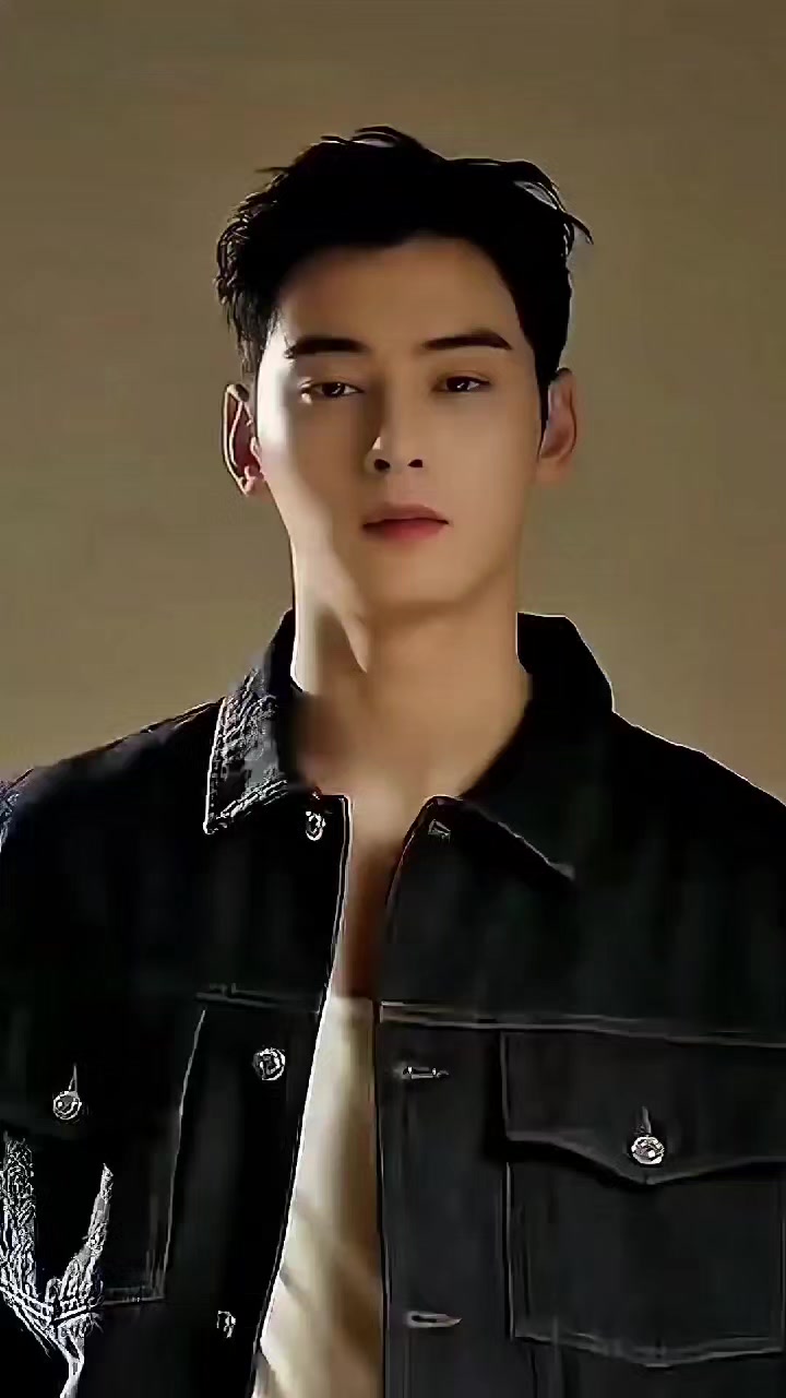 @Cha Eun Woo Edits