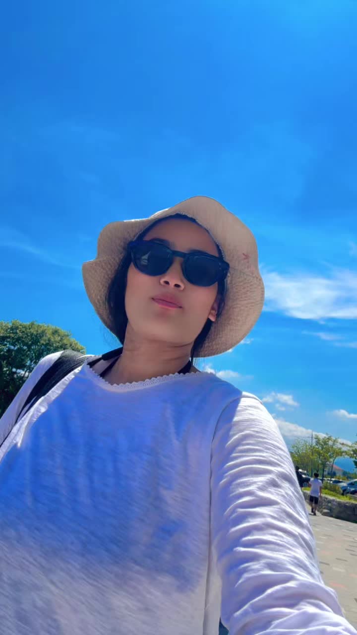 @Anuska neupane🇰🇷