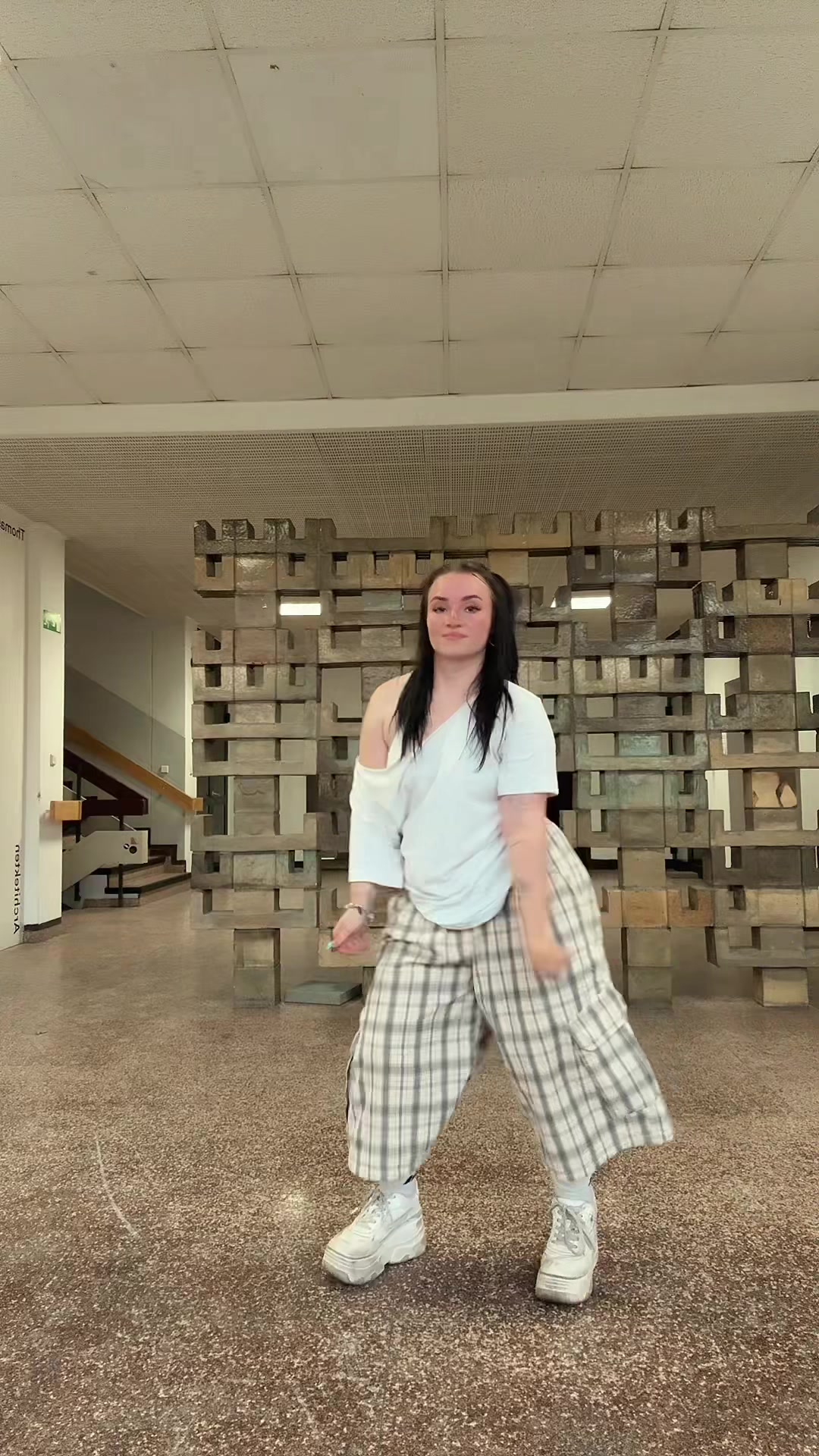 @Vivienne