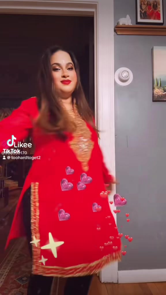 @PRIYA 3😘