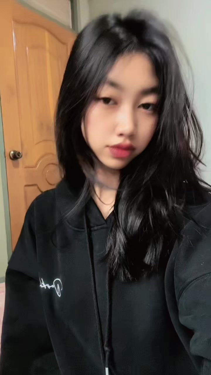@skibidifiona