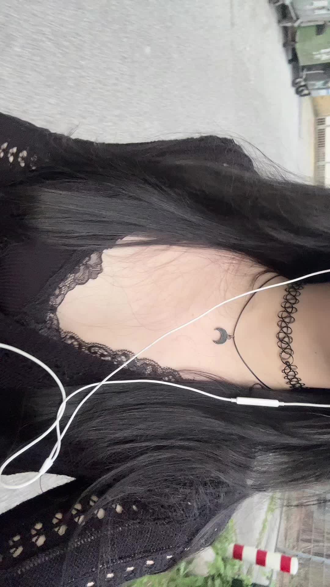 @melikenaz