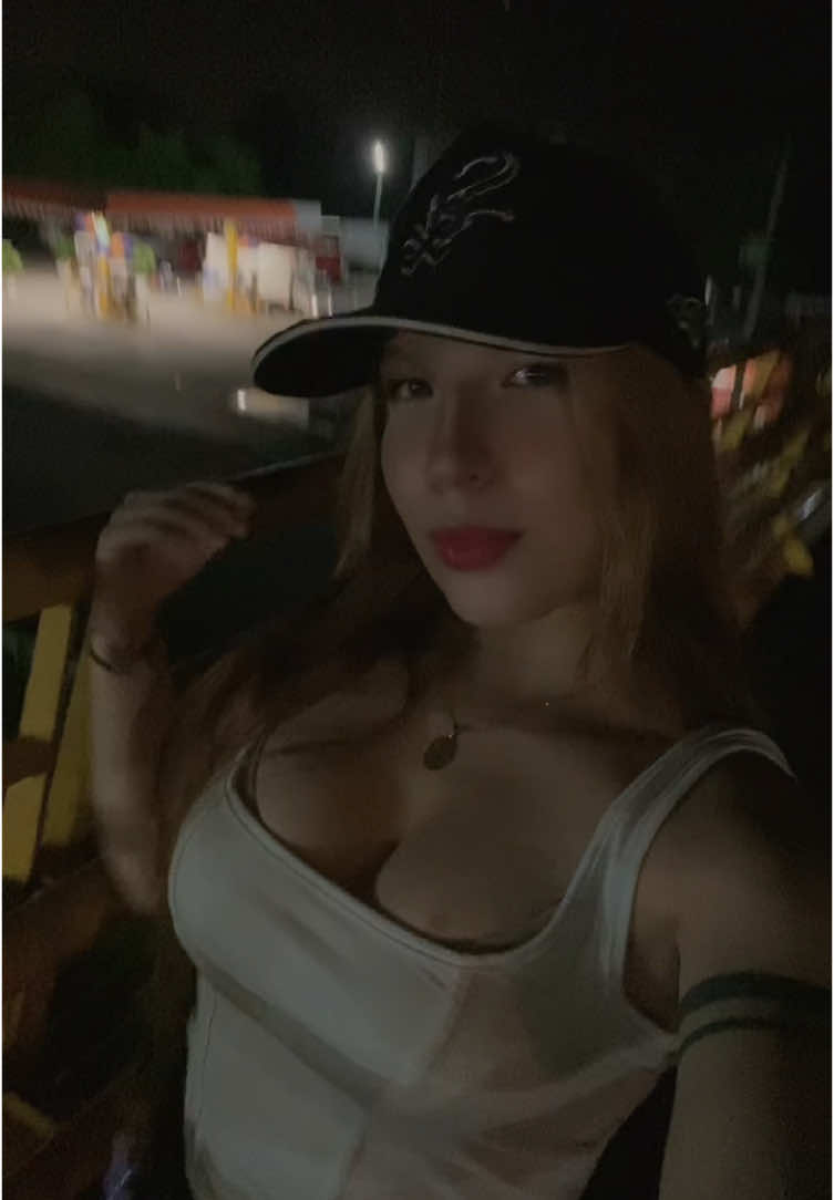 @María Velásquez