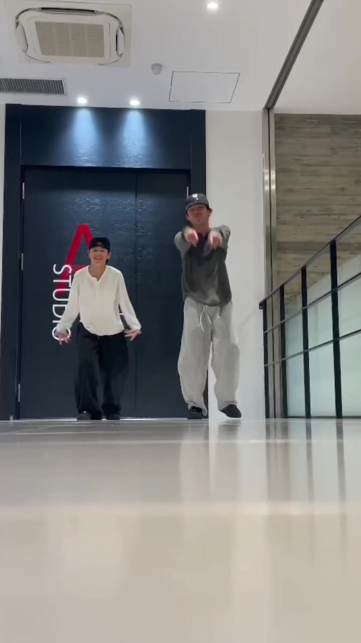 @TOKYOBANANABOYZ