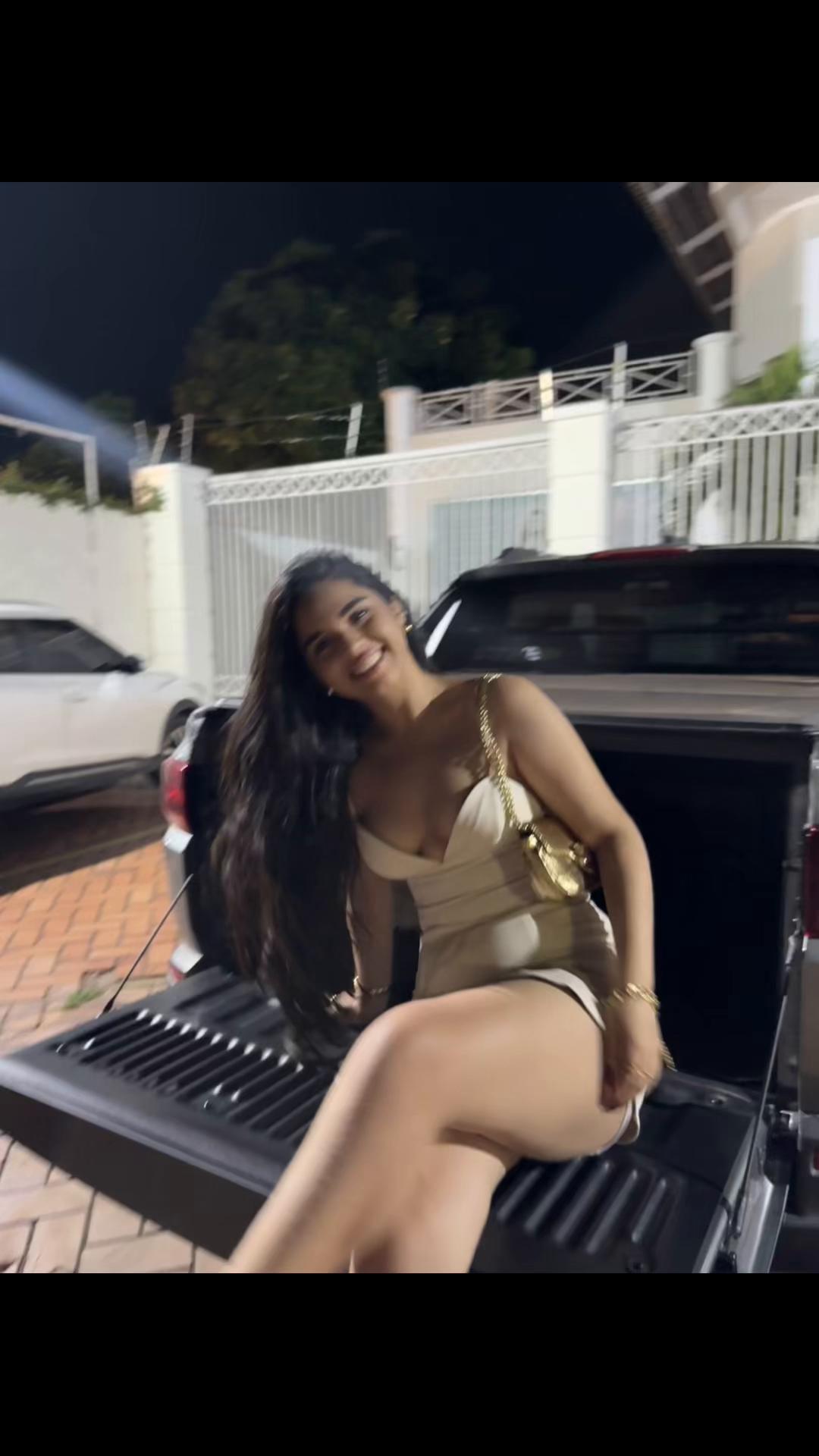 @Lília