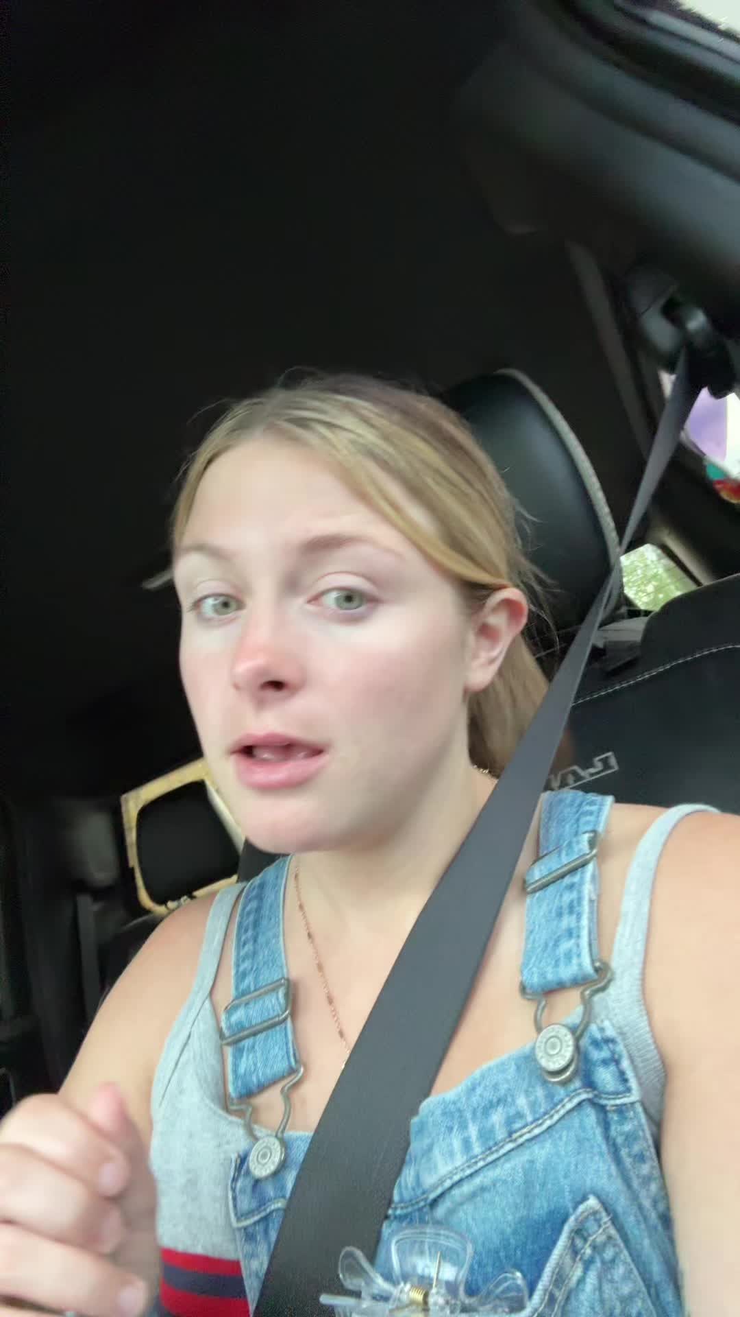 @Divaluvrgrl