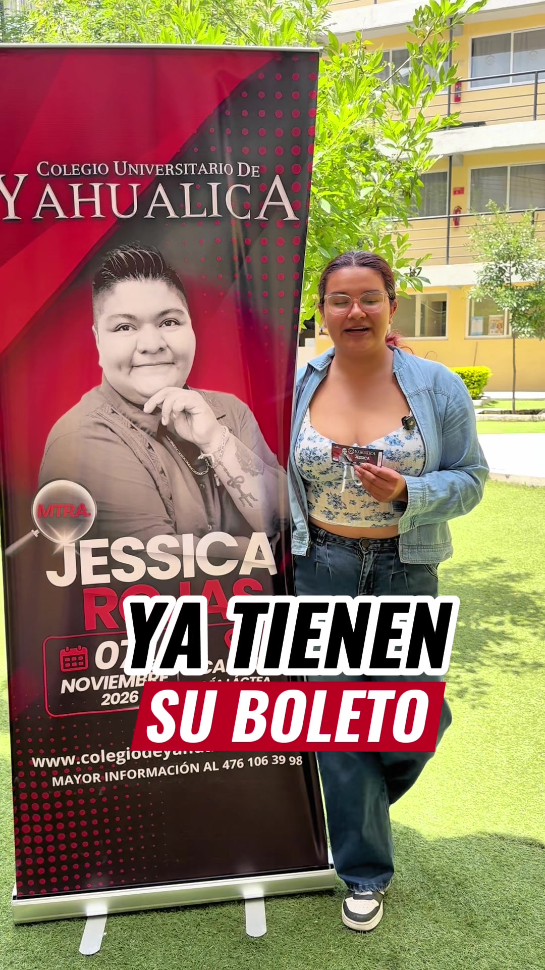 @Universidad De Yahualica