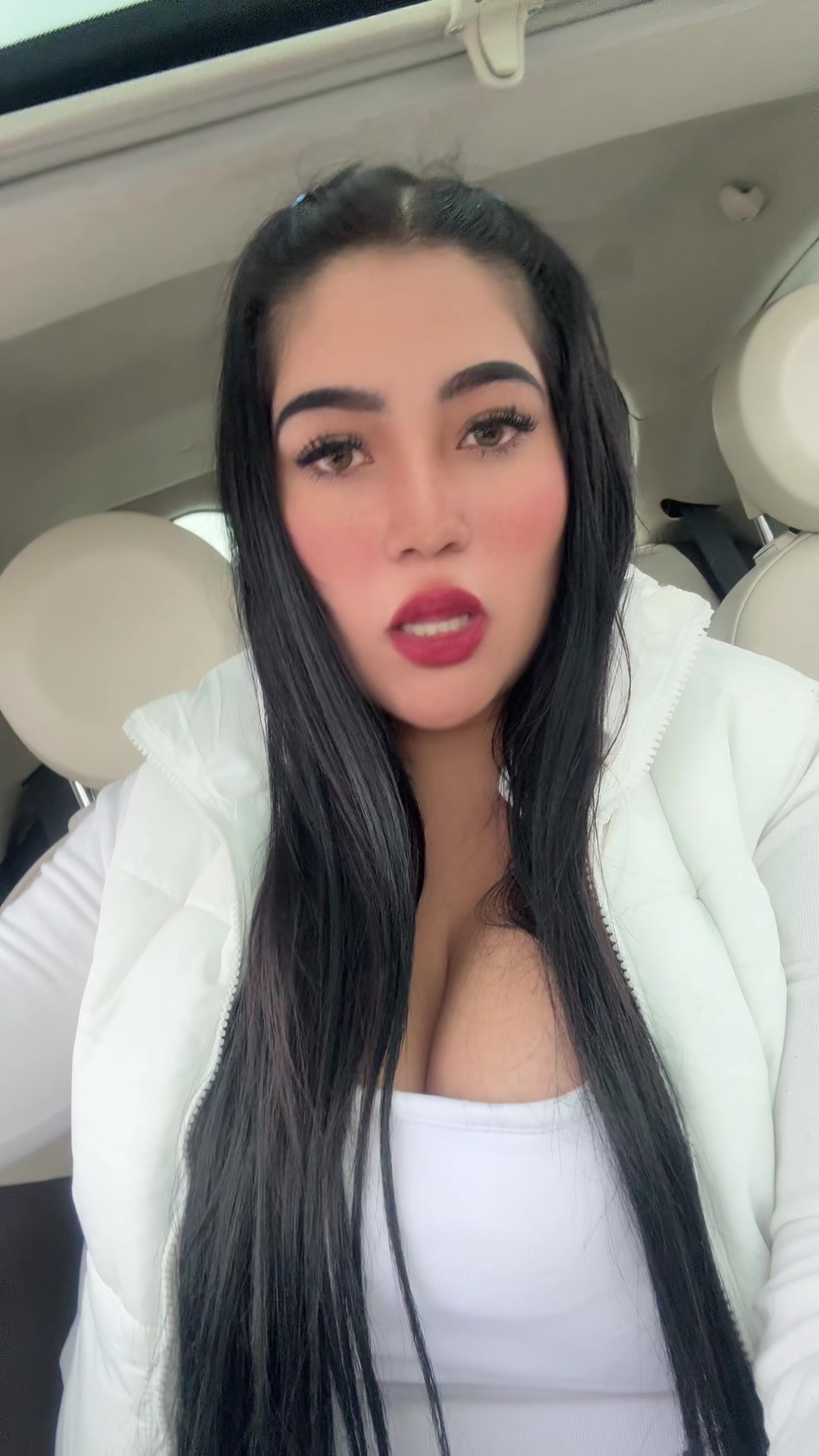 @Esmee Almaraz